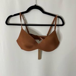 WIRELESS FORM PUSH-UP PLUNGE BRA | BRONZE SKIMS 36 B brand new with tags